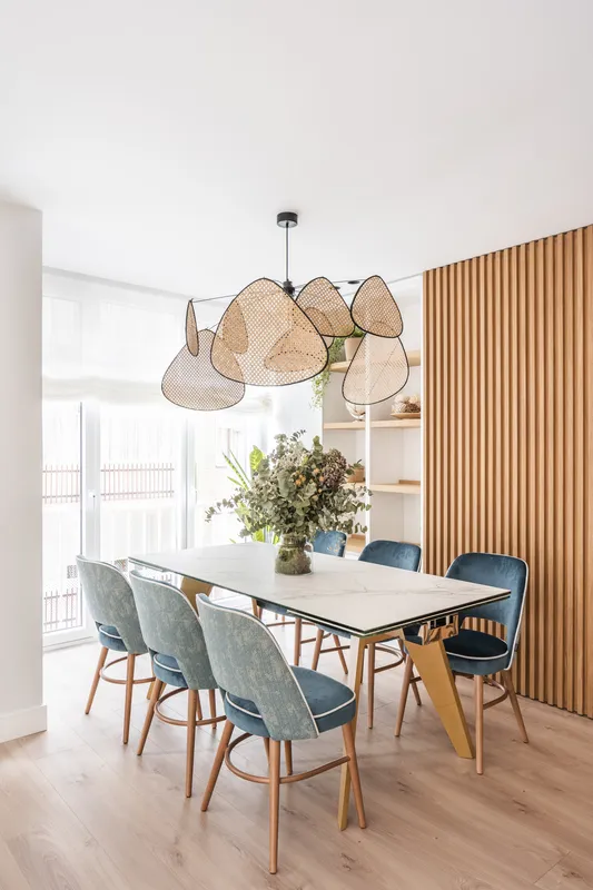 Reforma integral e interiorismo en Guzmán el Bueno — Mónica Diago Arquitectura